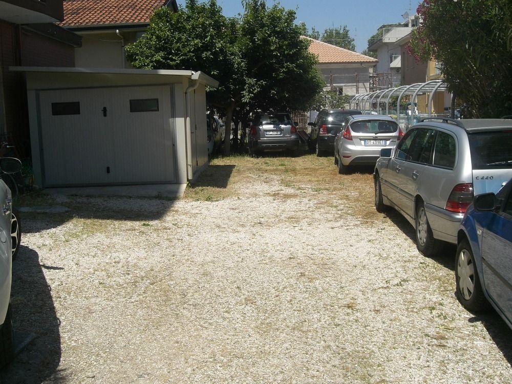 Hotel Marilena Viserbella di Rimini ภายนอก รูปภาพ