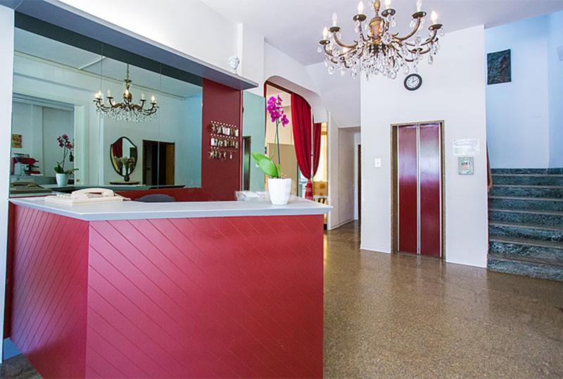 Hotel Marilena Viserbella di Rimini ภายนอก รูปภาพ