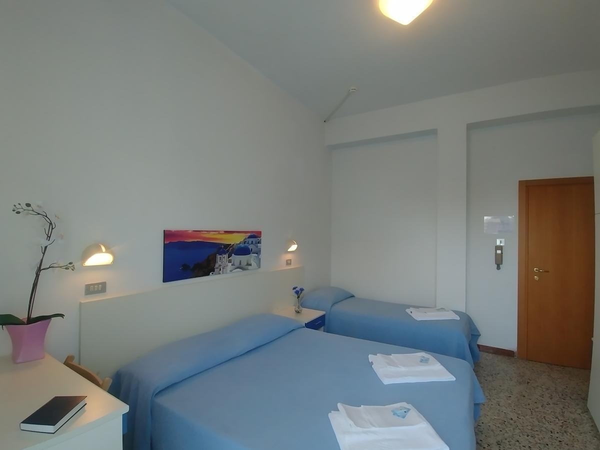 Hotel Marilena Viserbella di Rimini ภายนอก รูปภาพ